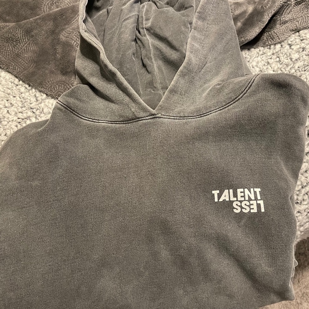 Talentless Women’s Sweatshirt